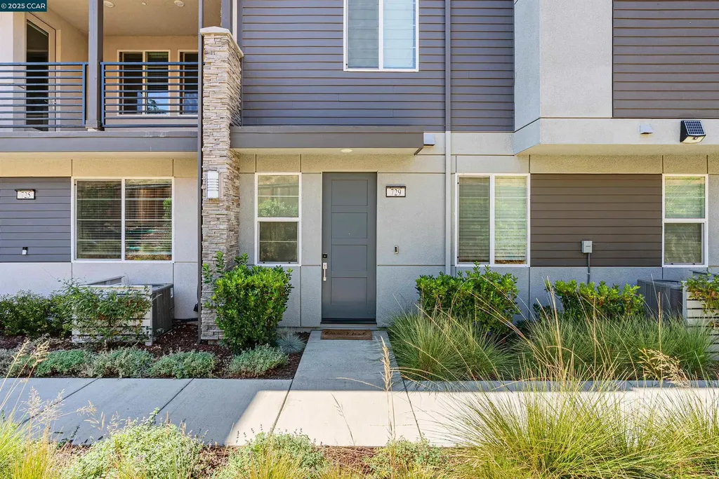 729 Delve Court Hayward CA 94544