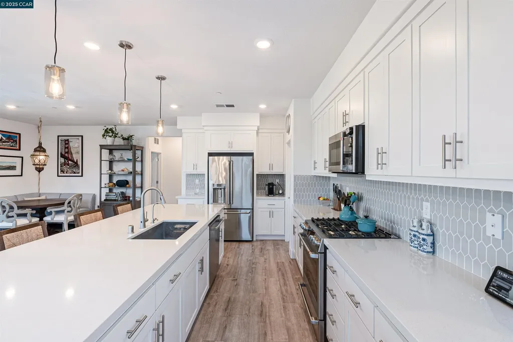 729 Delve Court Hayward CA 94544
