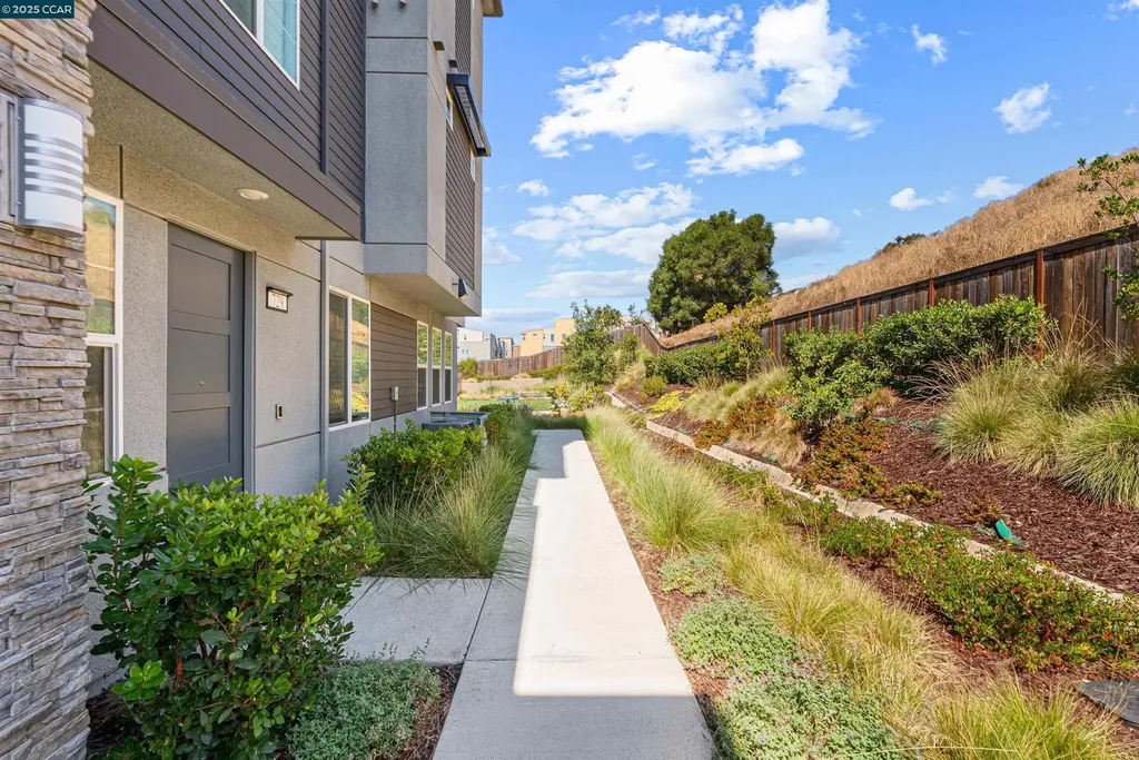 729 Delve Court Hayward CA 94544