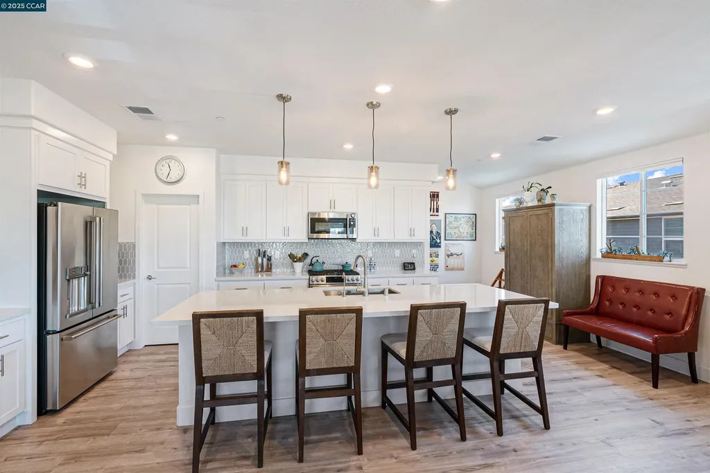 729 Delve Court Hayward CA 94544