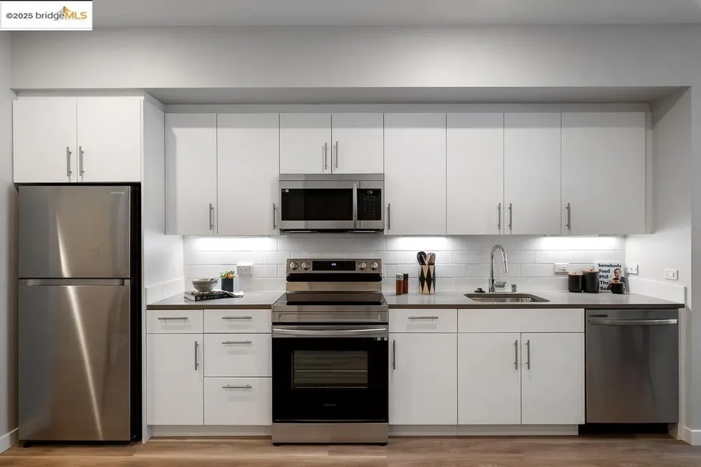260 Brooklyn Basin Way Oakland CA 94606