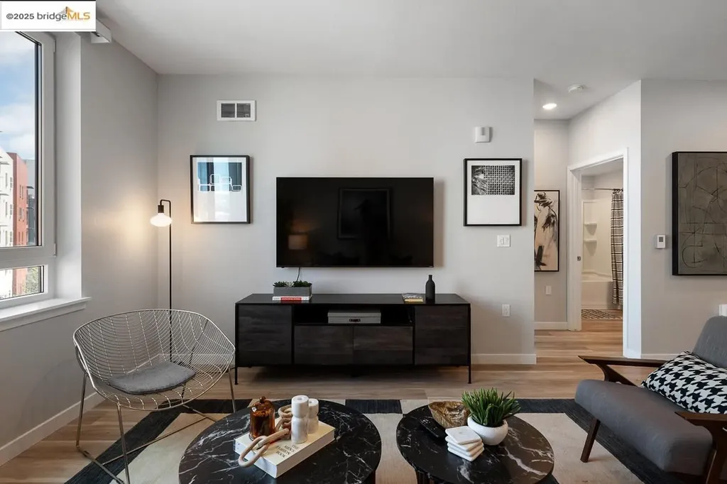 260 Brooklyn Basin Way Oakland CA 94606