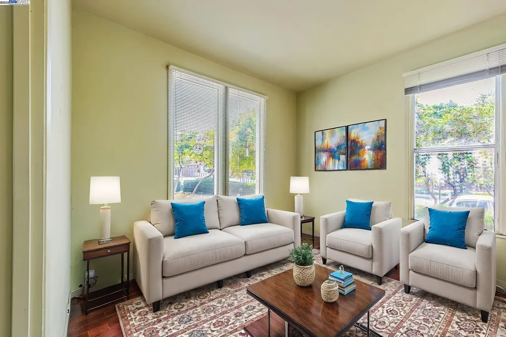 37915 Vallejo Street Fremont CA 94536