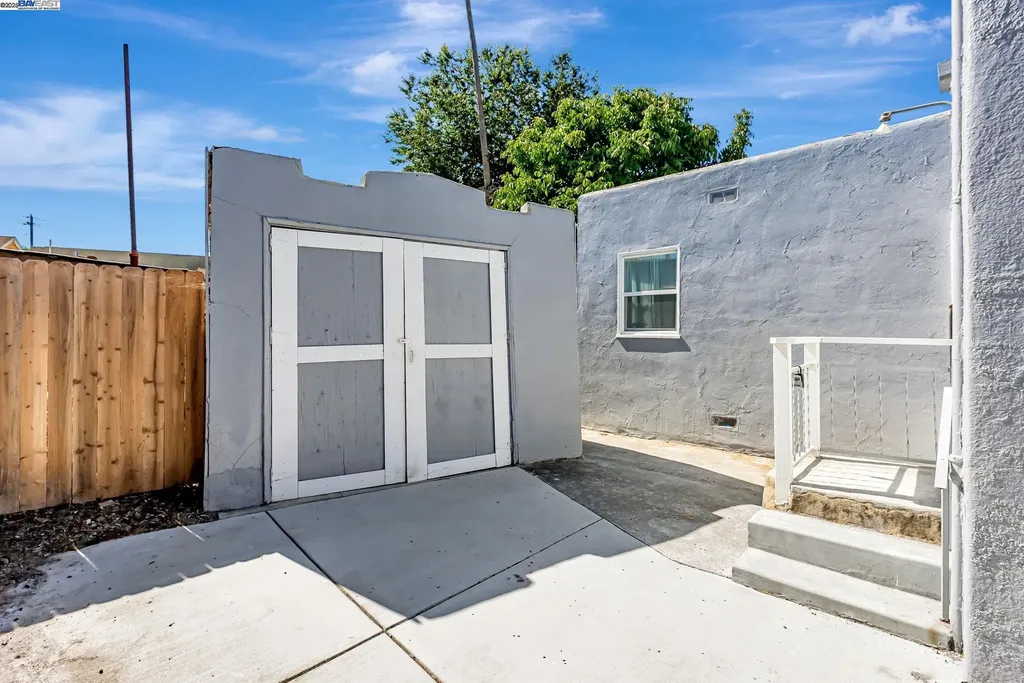 1007 47th Street Emeryville CA 94608