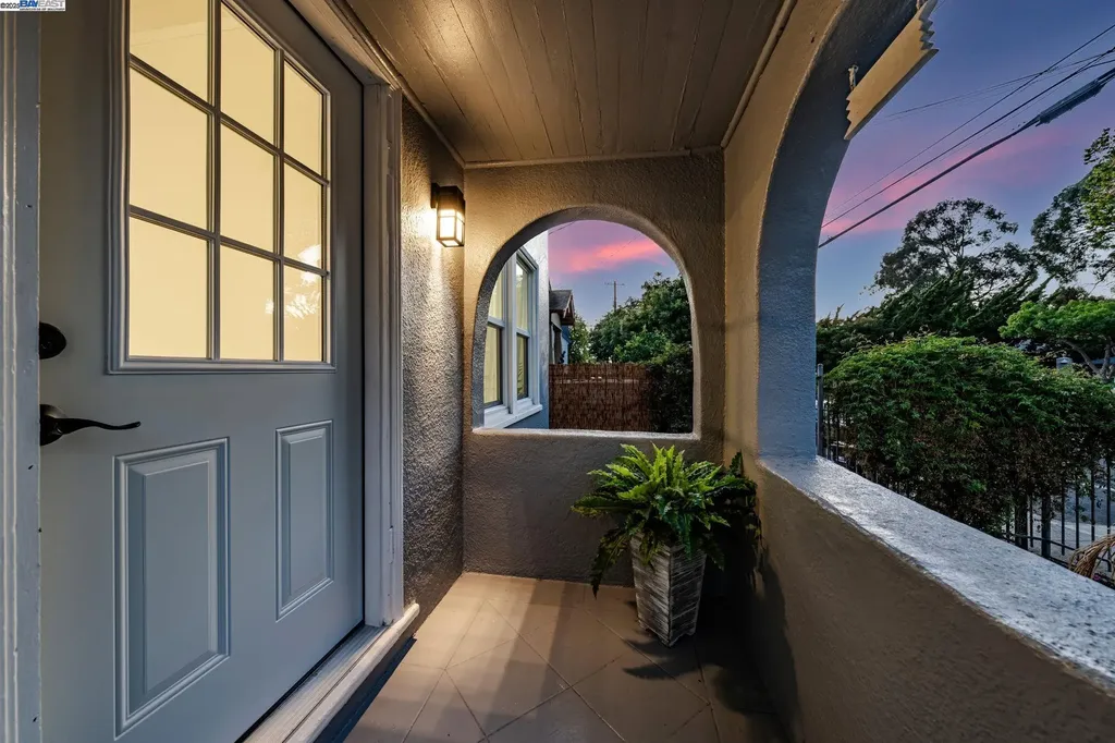 1007 47th Street Emeryville CA 94608