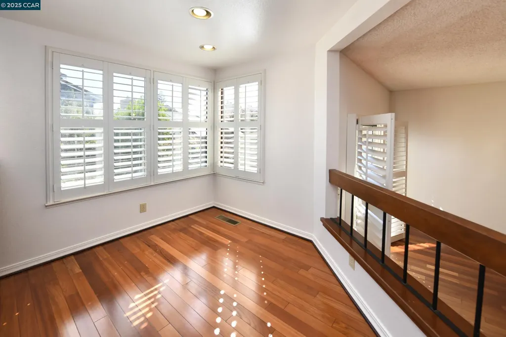 319 Oak Glen Court Martinez CA 94553