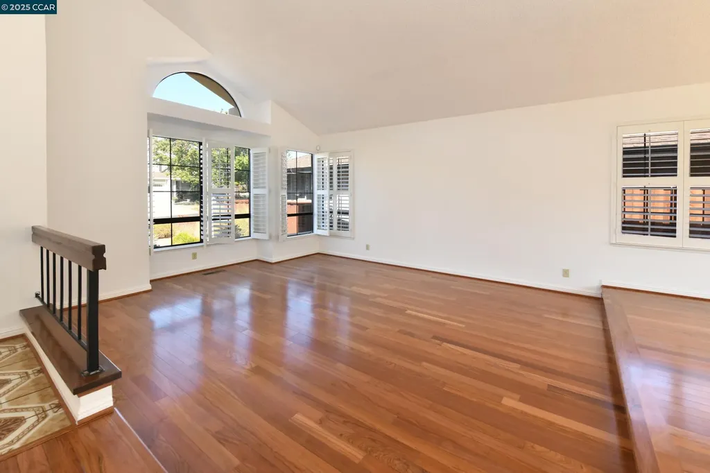 319 Oak Glen Court Martinez CA 94553