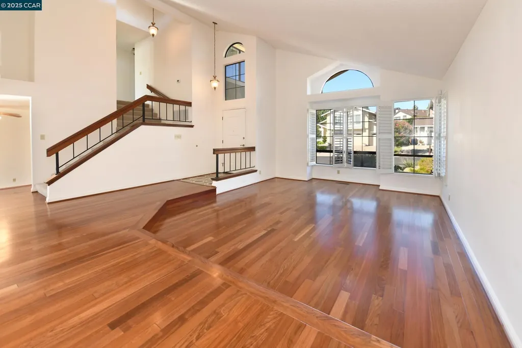 319 Oak Glen Court Martinez CA 94553