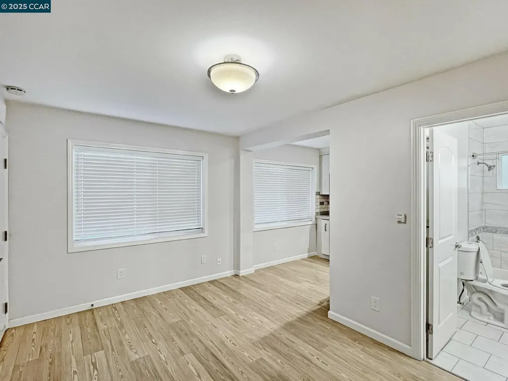 1919 Curtis Berkeley CA 94702