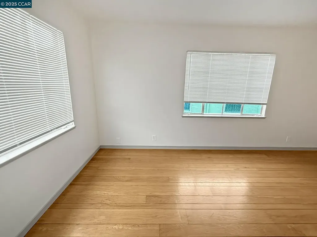 1919 Curtis Berkeley CA 94702