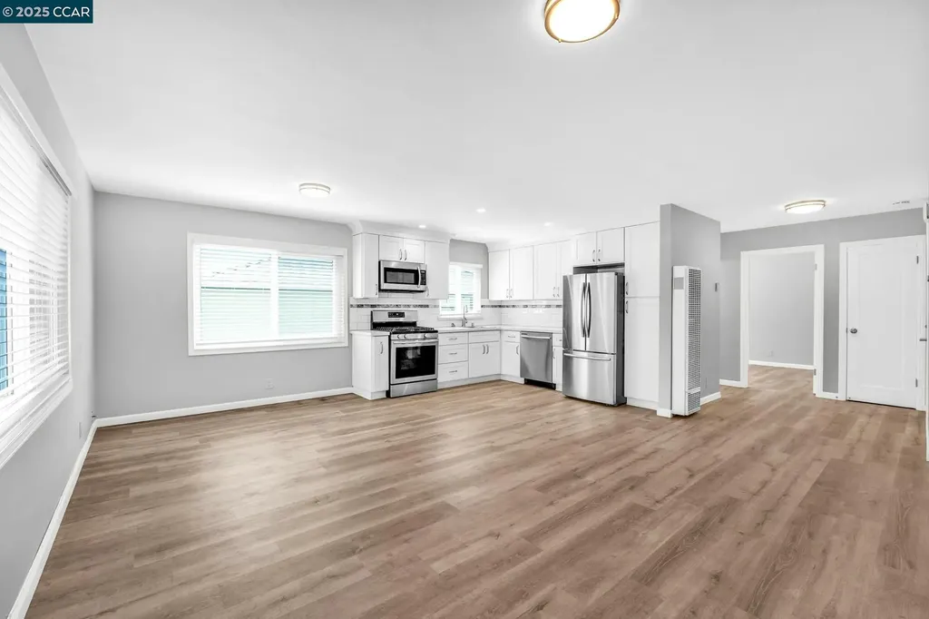 1919 Curtis Berkeley CA 94702