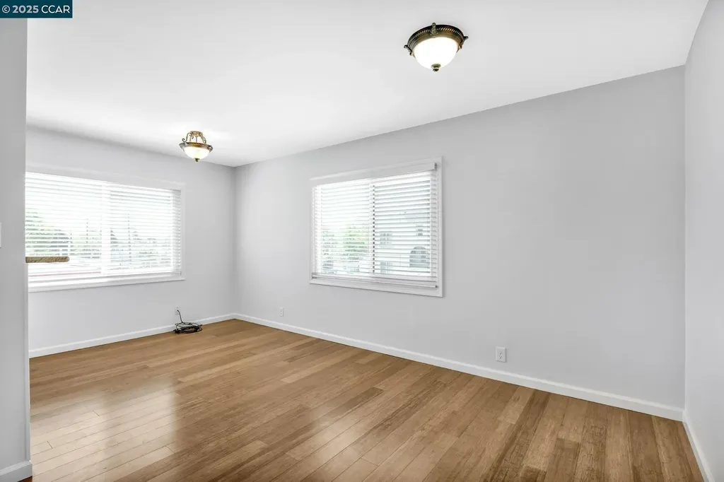 1919 Curtis Berkeley CA 94702