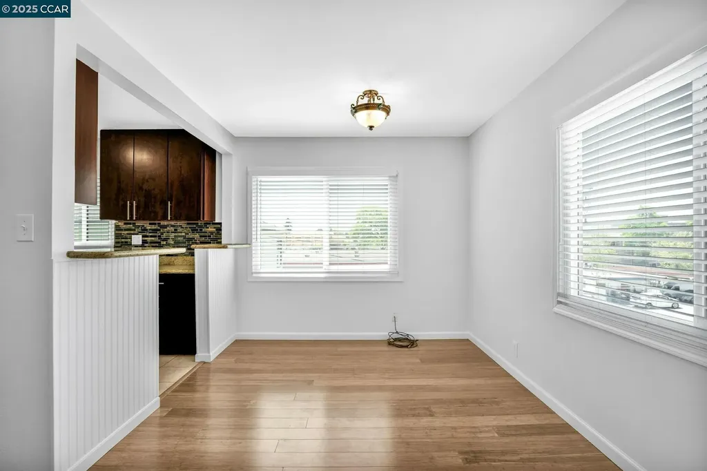 1919 Curtis Berkeley CA 94702