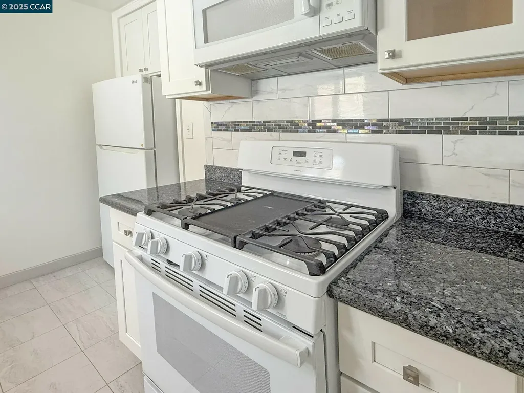 1919 Curtis Berkeley CA 94702