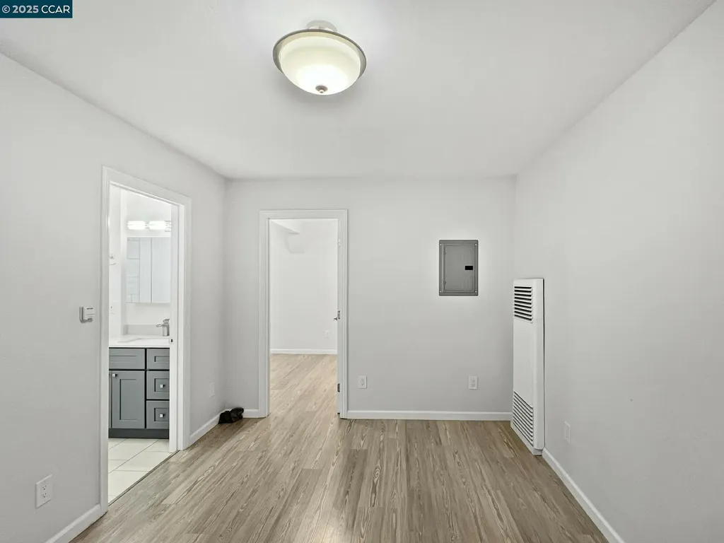 1919 Curtis Berkeley CA 94702