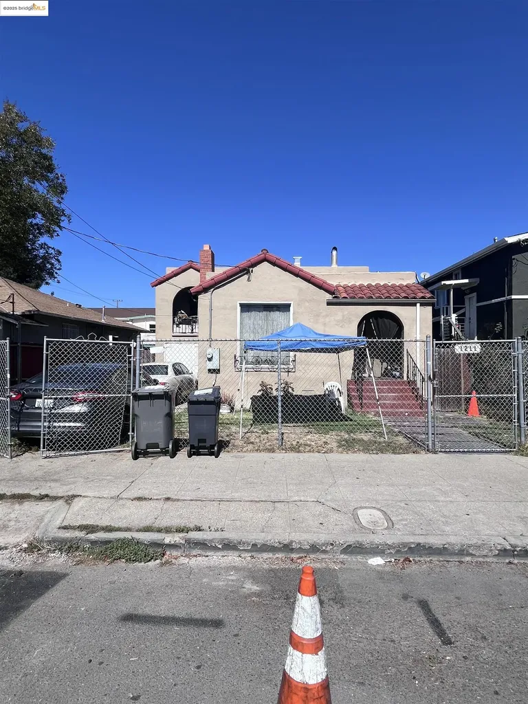 1211 96th Avenue Oakland CA 94603