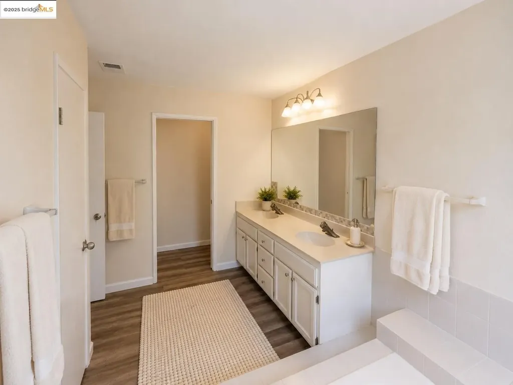 5389 San Simeon Place Castro Valley CA 94552