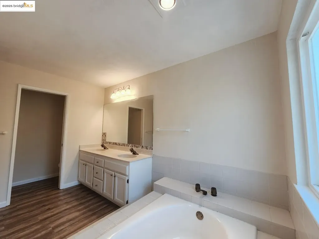 5389 San Simeon Place Castro Valley CA 94552