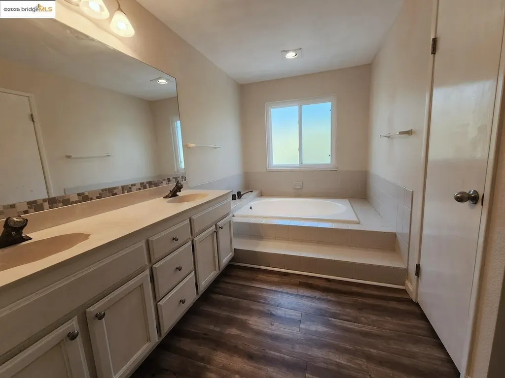 5389 San Simeon Place Castro Valley CA 94552
