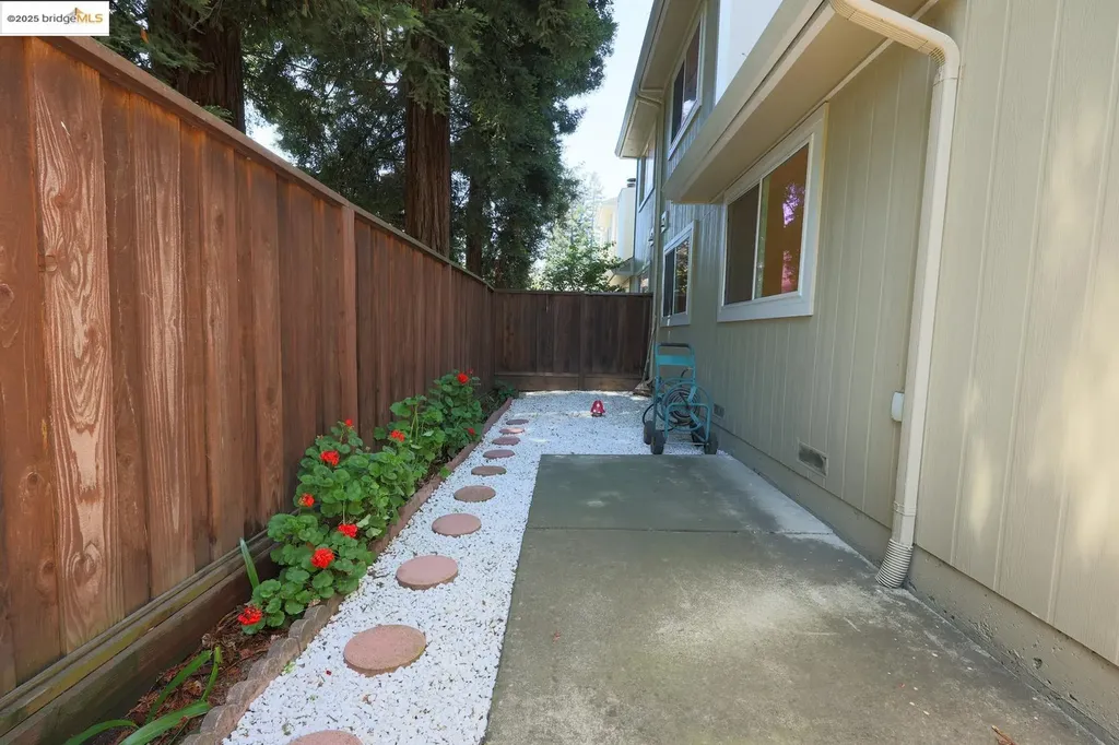 5389 San Simeon Place Castro Valley CA 94552