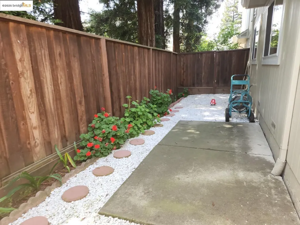 5389 San Simeon Place Castro Valley CA 94552