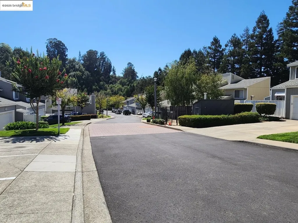 5389 San Simeon Place Castro Valley CA 94552