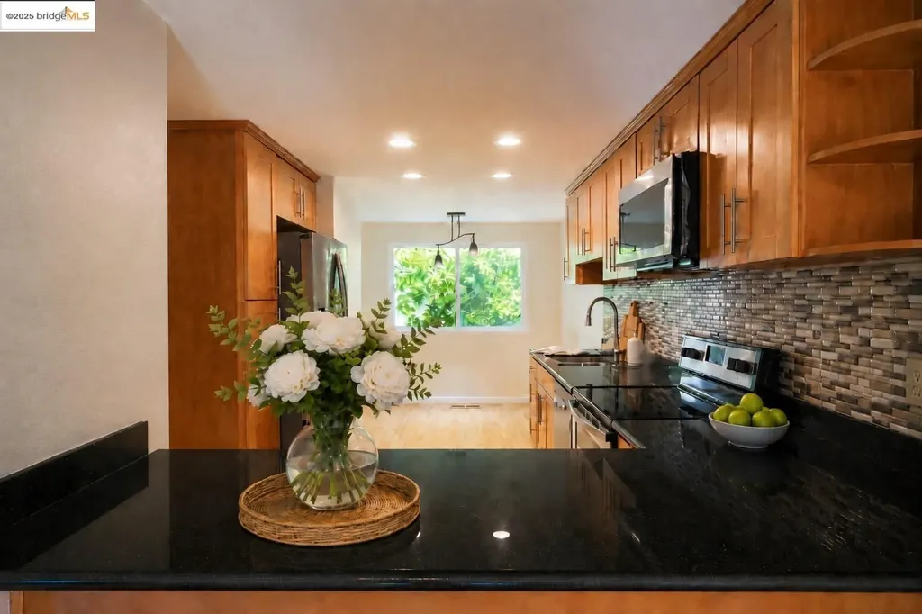 5389 San Simeon Place Castro Valley CA 94552