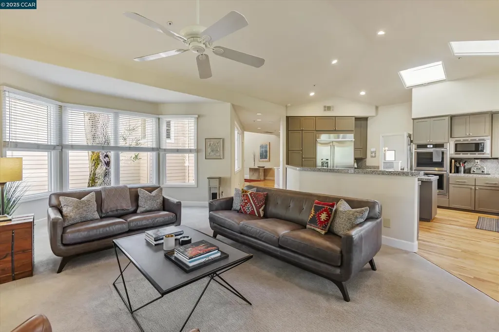 31 Merrill Circle S Moraga CA 94556