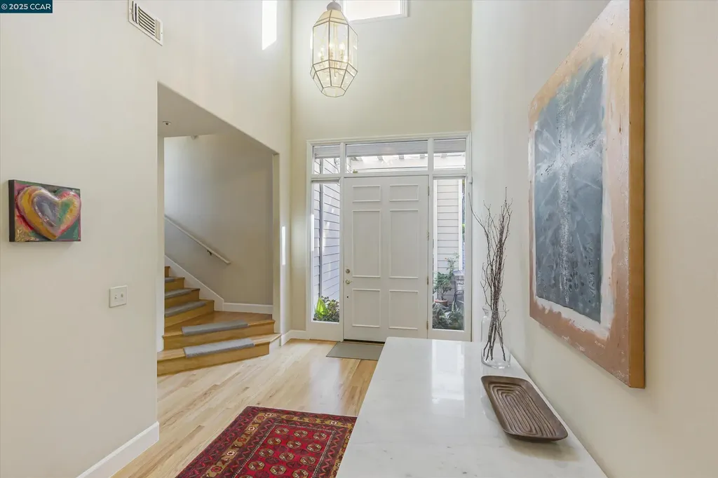 31 Merrill Circle S Moraga CA 94556