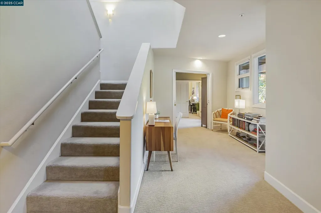 31 Merrill Circle S Moraga CA 94556