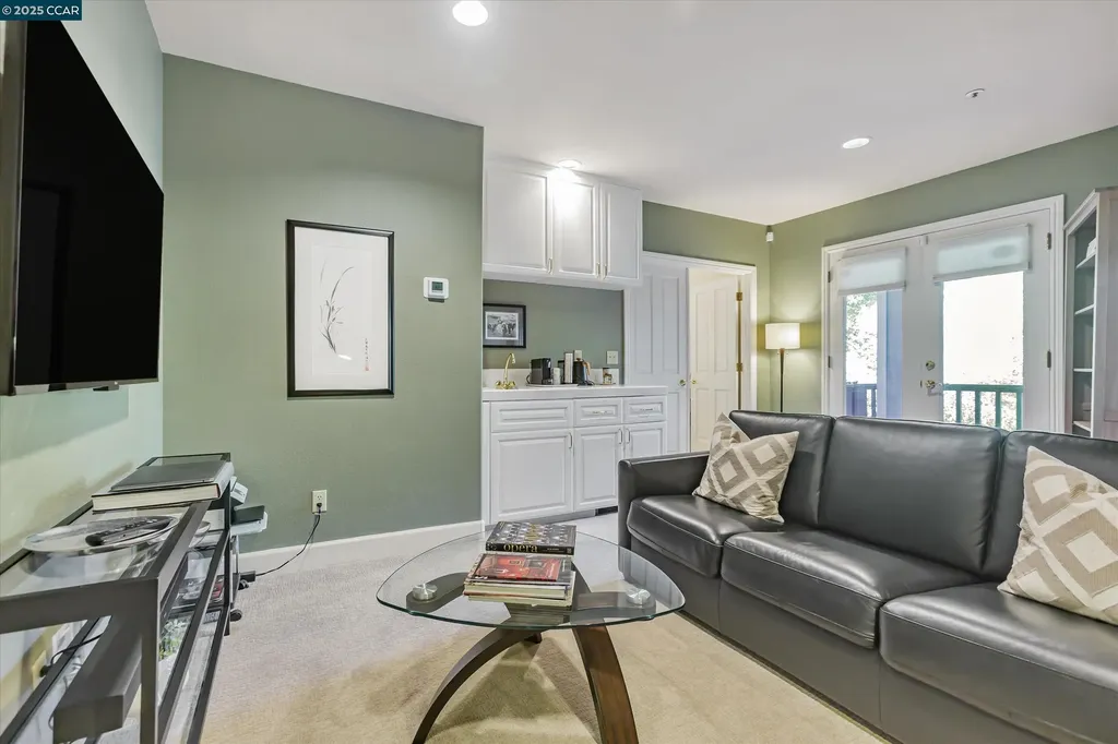 31 Merrill Circle S Moraga CA 94556