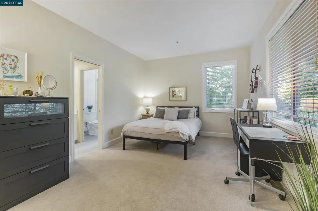 31 Merrill Circle S Moraga CA 94556