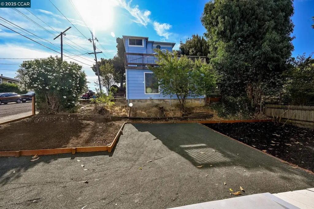 236 Buckley Street Martinez CA 94553