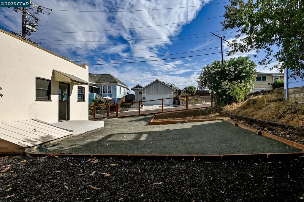 236 Buckley Street Martinez CA 94553