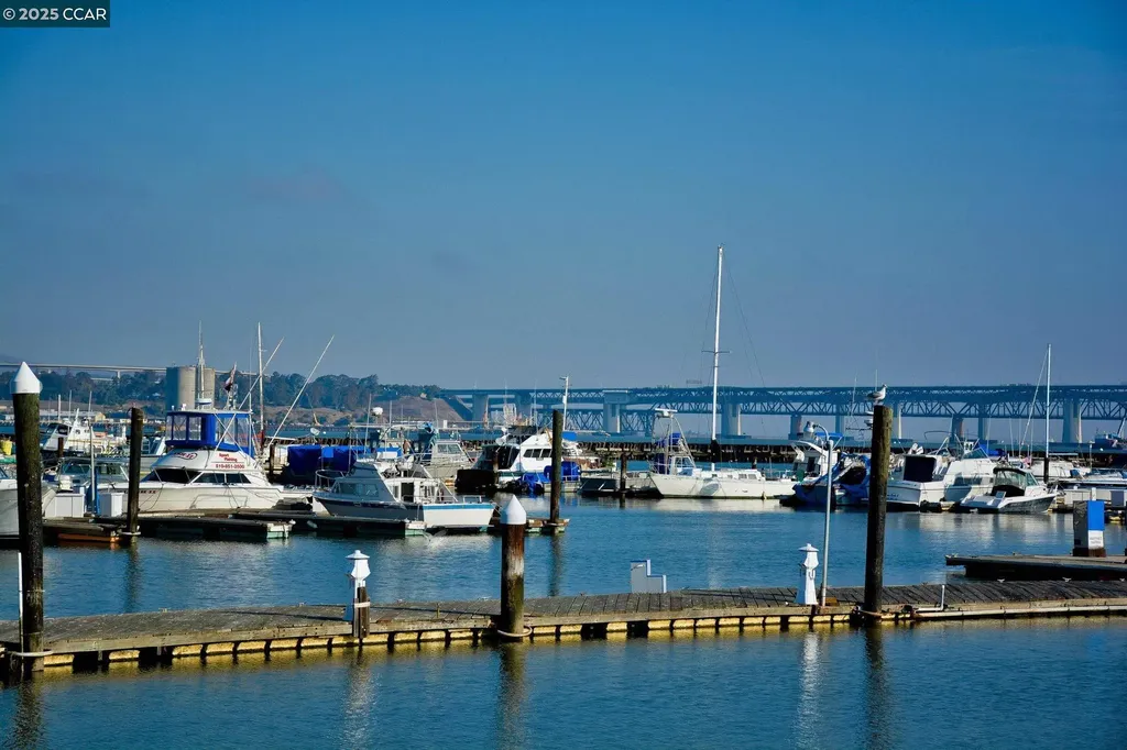 236 Buckley Street Martinez CA 94553