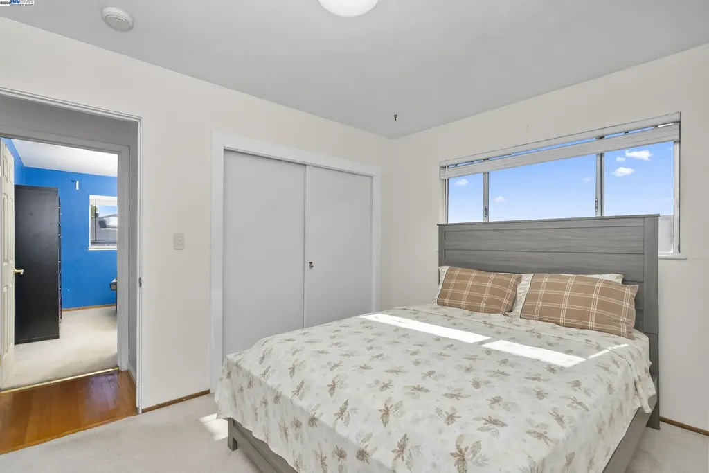 677 Fairway Street Hayward CA 94544