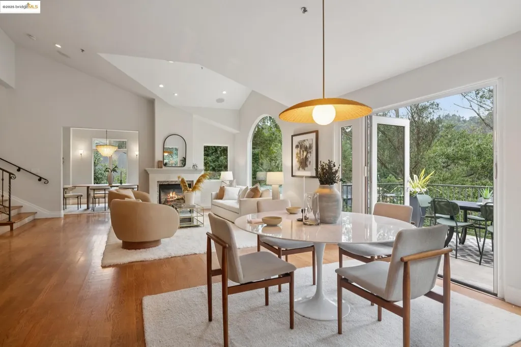 6389 Westover Drive Oakland CA 94611