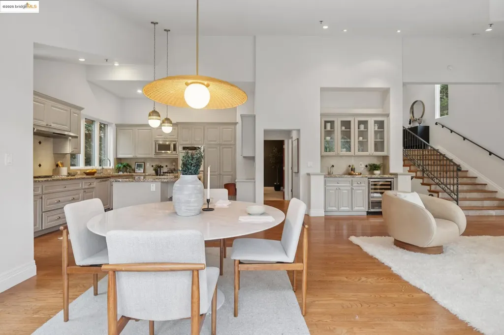 6389 Westover Drive Oakland CA 94611