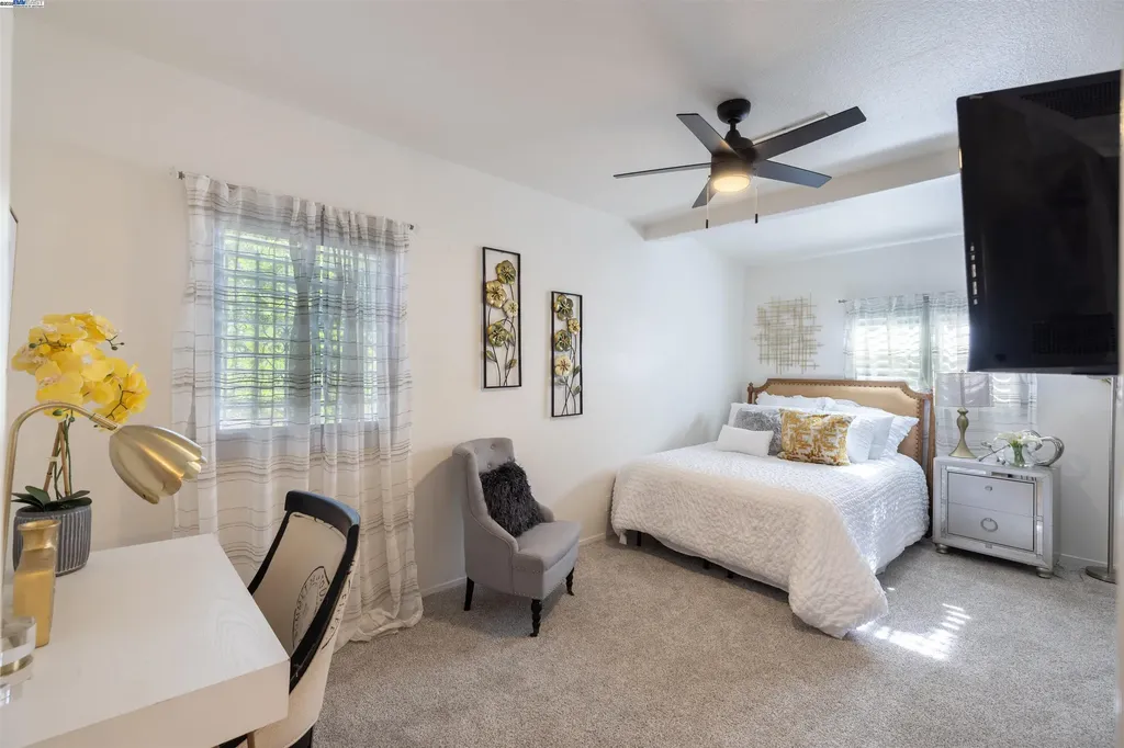 1234 Willow Street Oakland CA 94607