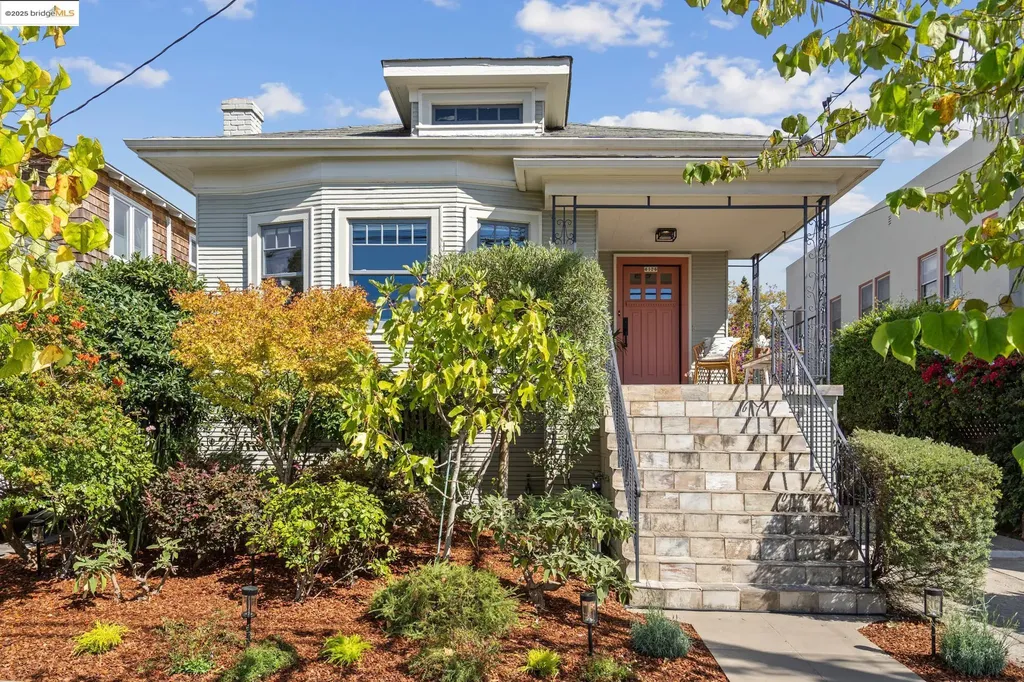4126 Emerald Street Oakland CA 94609