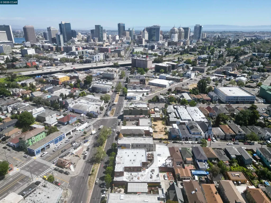 2521 San Pablo Avenue Oakland CA 94612