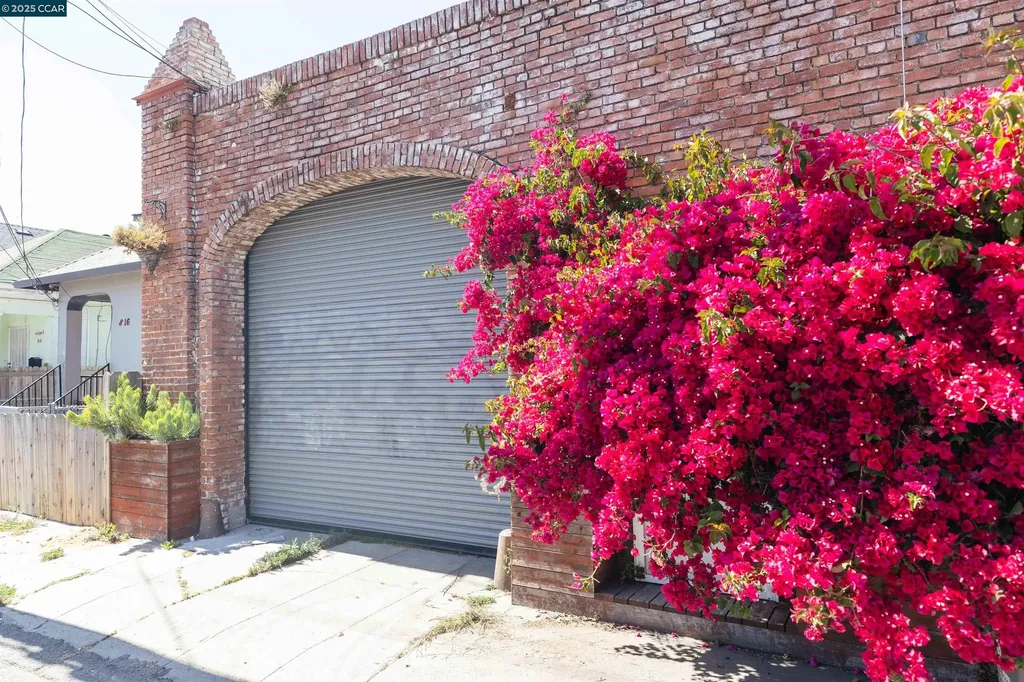 2521 San Pablo Avenue Oakland CA 94612