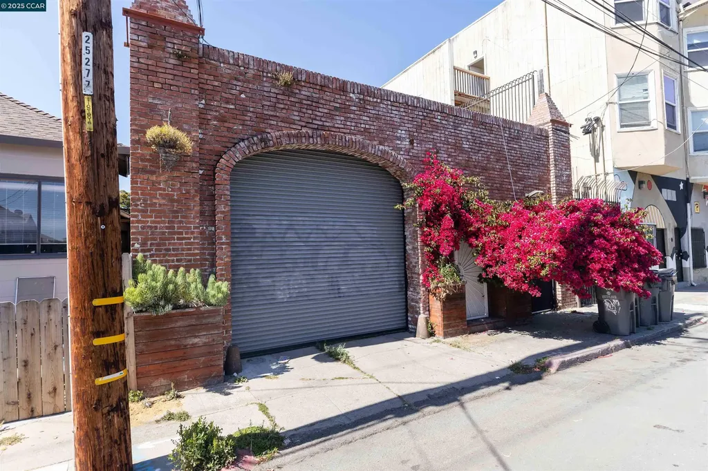 2521 San Pablo Avenue Oakland CA 94612