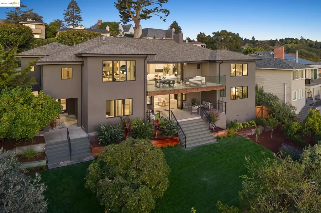 5737 Country Club Drive Oakland CA 94618
