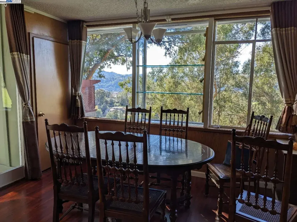 194 Hillcroft Way Walnut Creek CA 94597