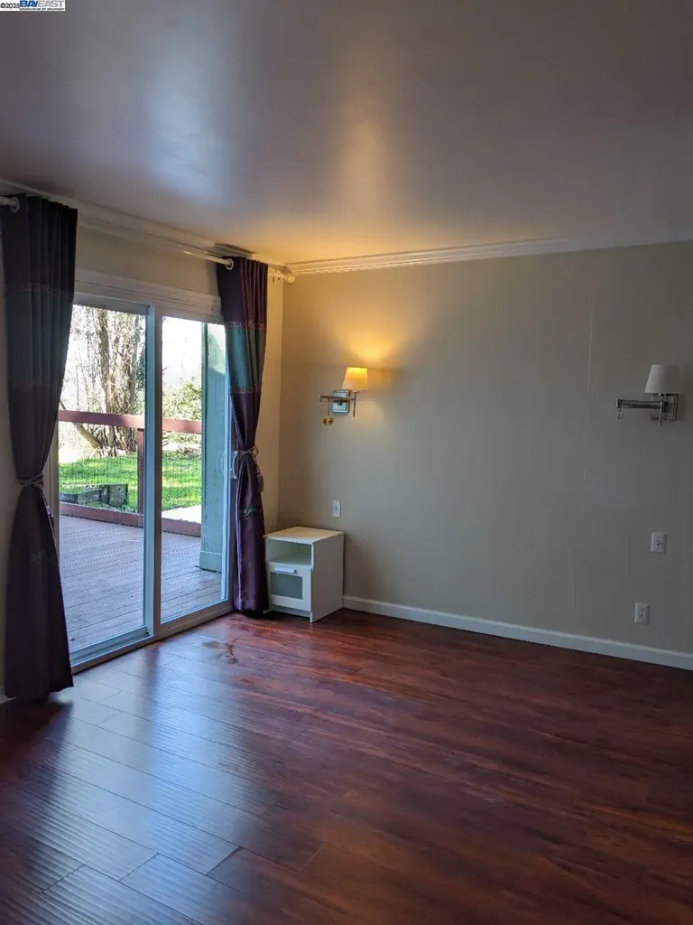 194 Hillcroft Way Walnut Creek CA 94597