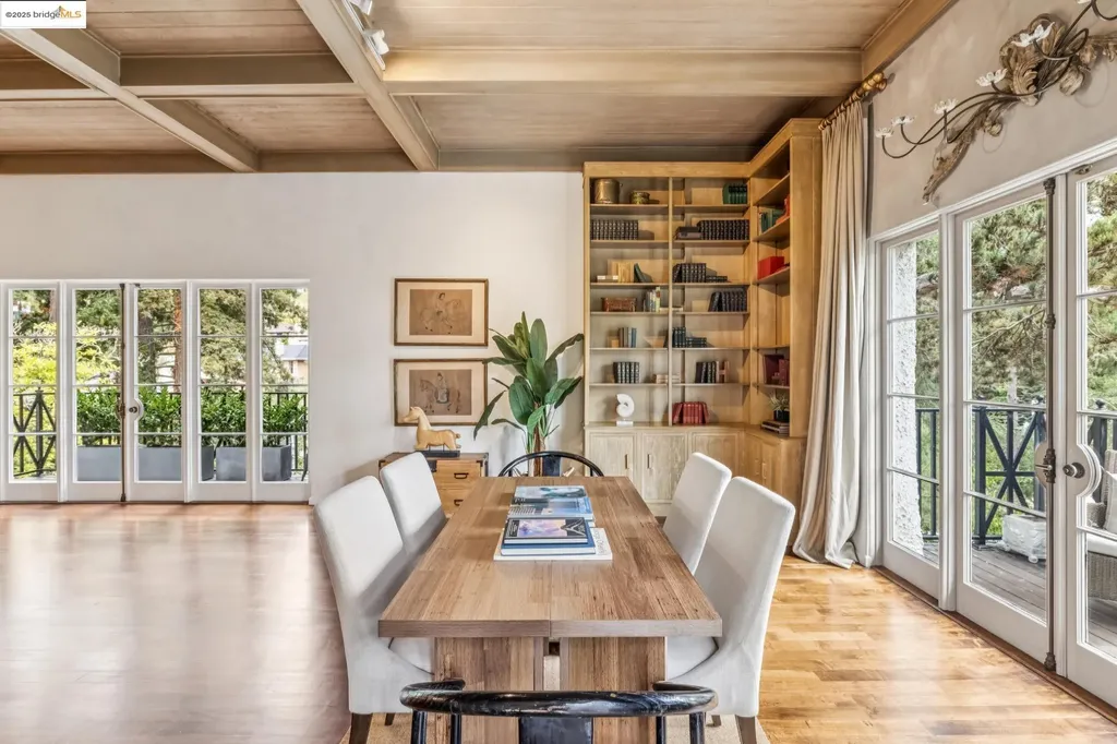 305 The Uplands Berkeley CA 94705