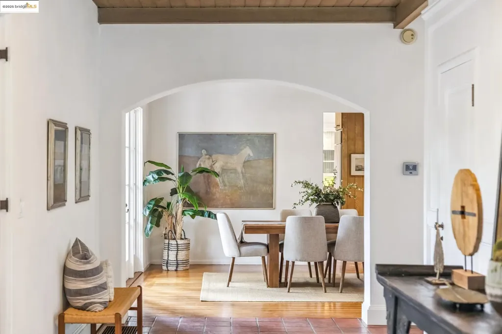 305 The Uplands Berkeley CA 94705