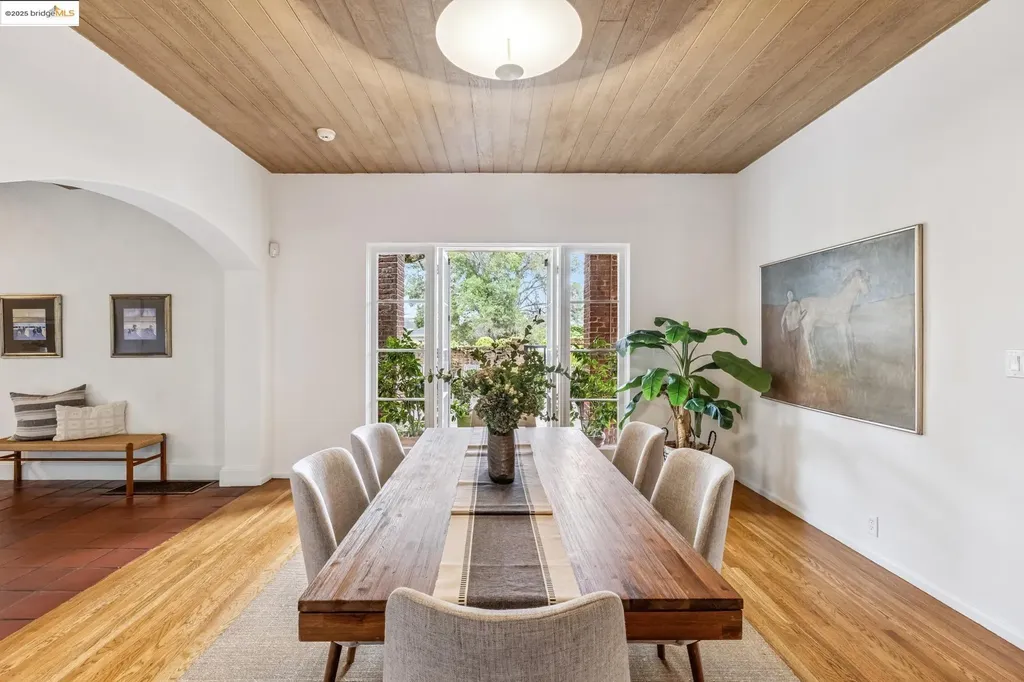 305 The Uplands Berkeley CA 94705