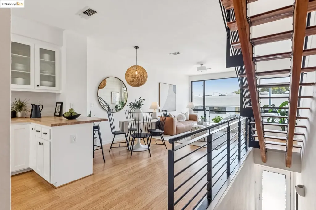 1321 Wood Street Oakland CA 94607